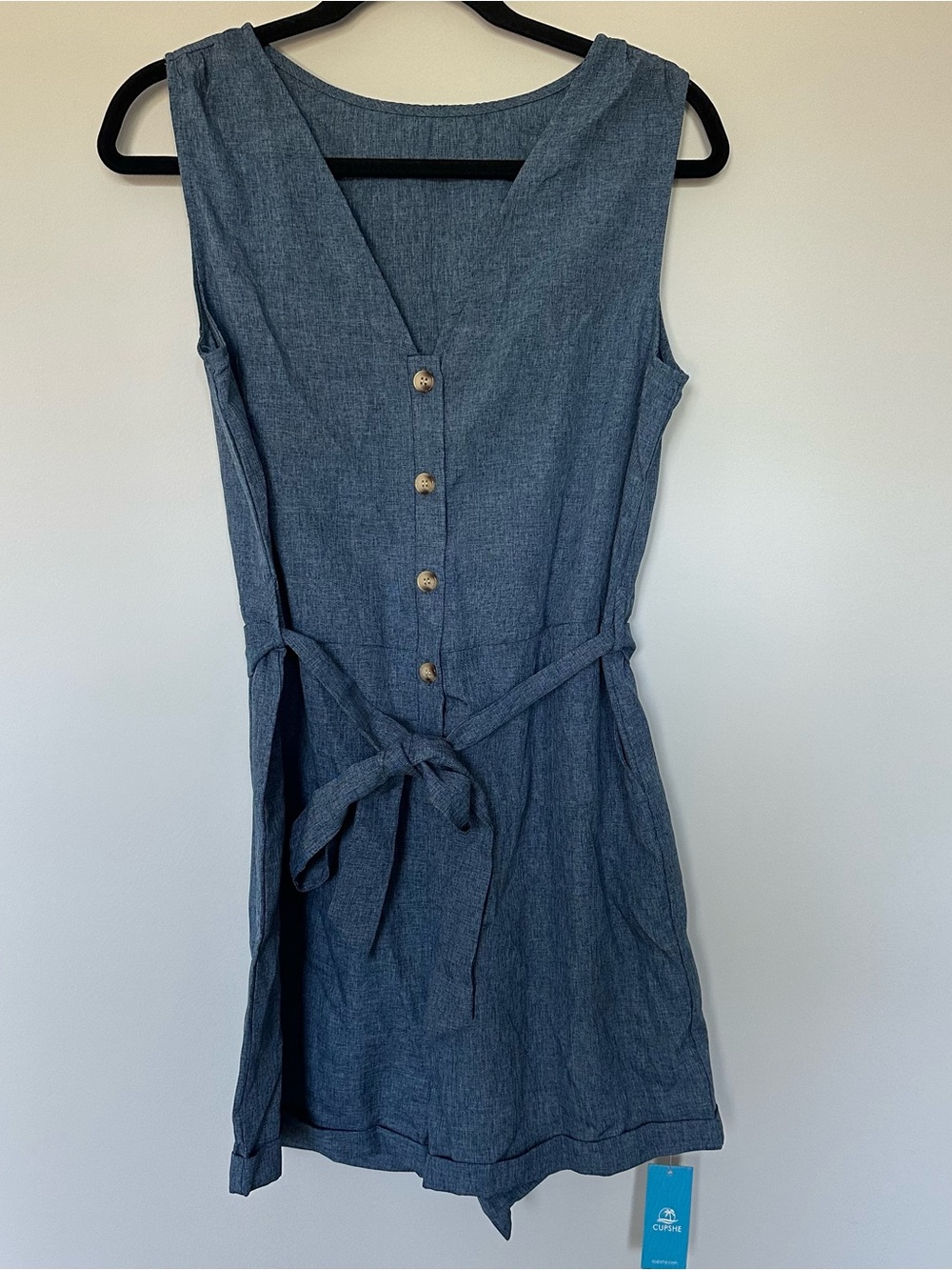 Cupshe Blue Chambray Romper Jumpsuit Womens V-Neck Button Up Tie Waist Cuffed M